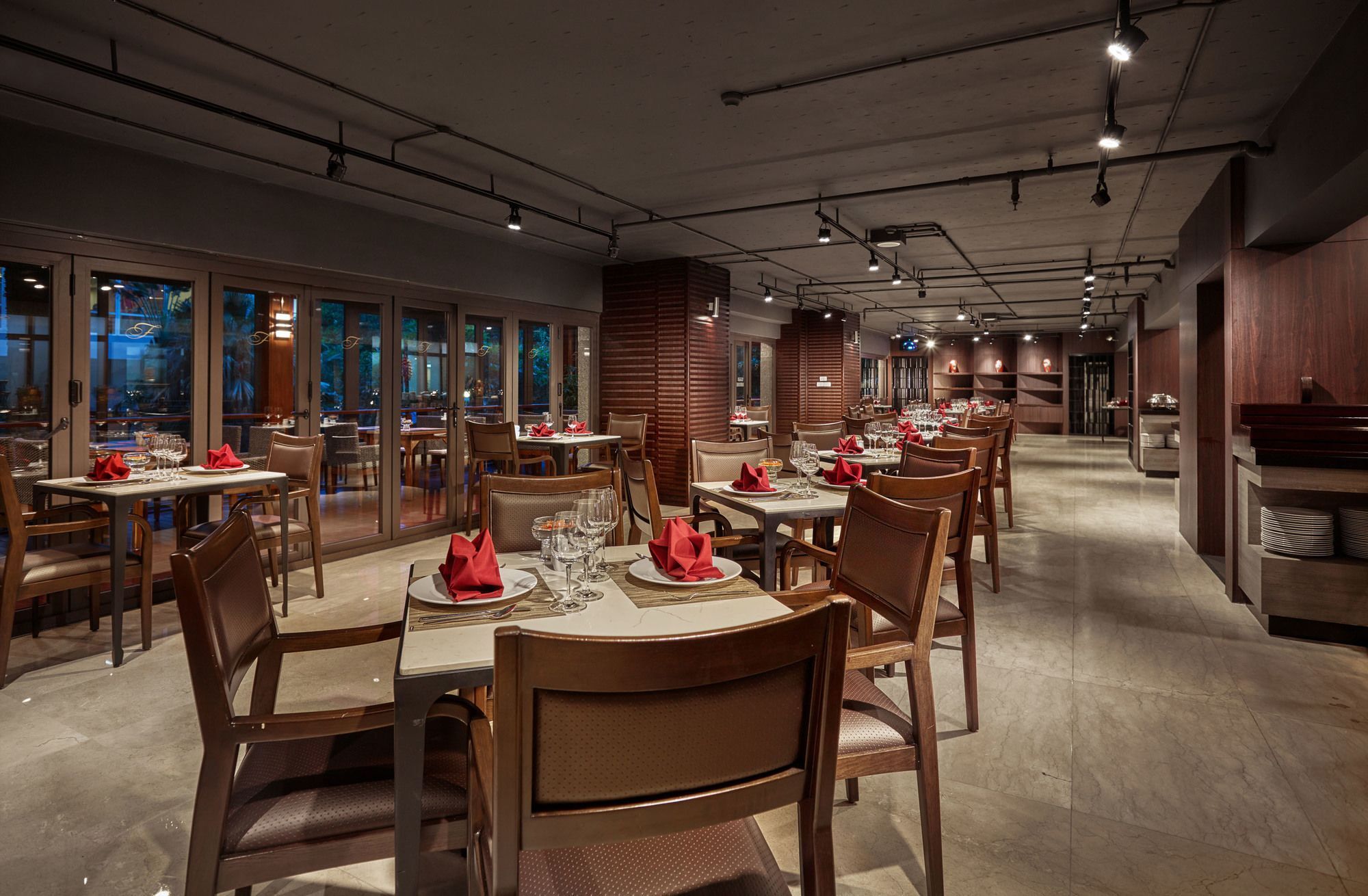 Fraser Suites Hanoi Buitenkant foto